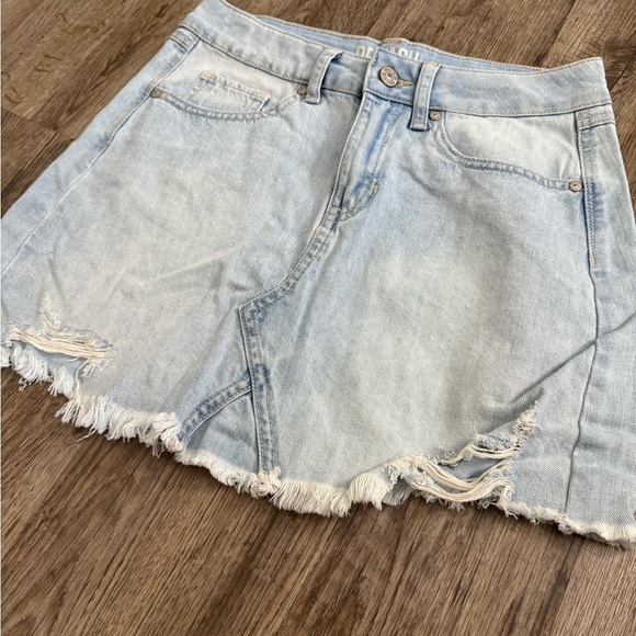 Rewash • Light Wash Distressed Denim Mini Skirt - Picture 3 of 9